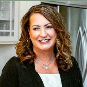 Eileen Caliva